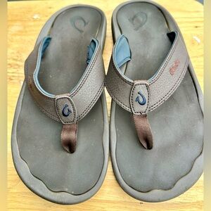 Olukai Ohana Men's Size11 Sandal Dark Wood Brown Water-Friendly Beach Flip Flop